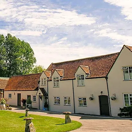 Aldwick Estate 4*